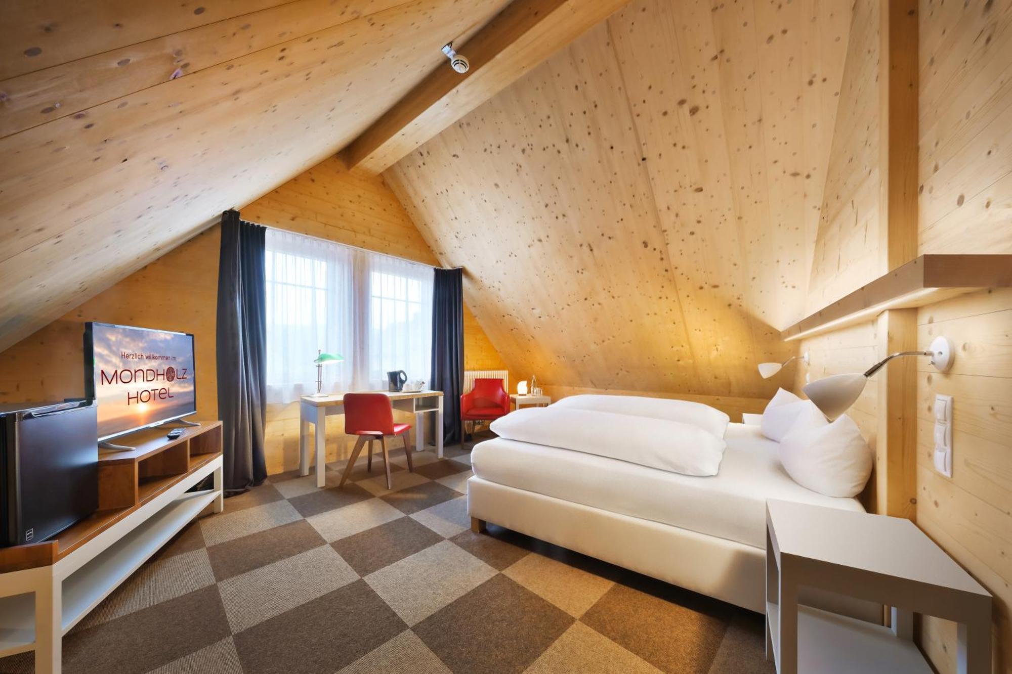 Hotel Mueller Cafe & Wein - Mondholzhotel Veitshöchheim Dış mekan fotoğraf