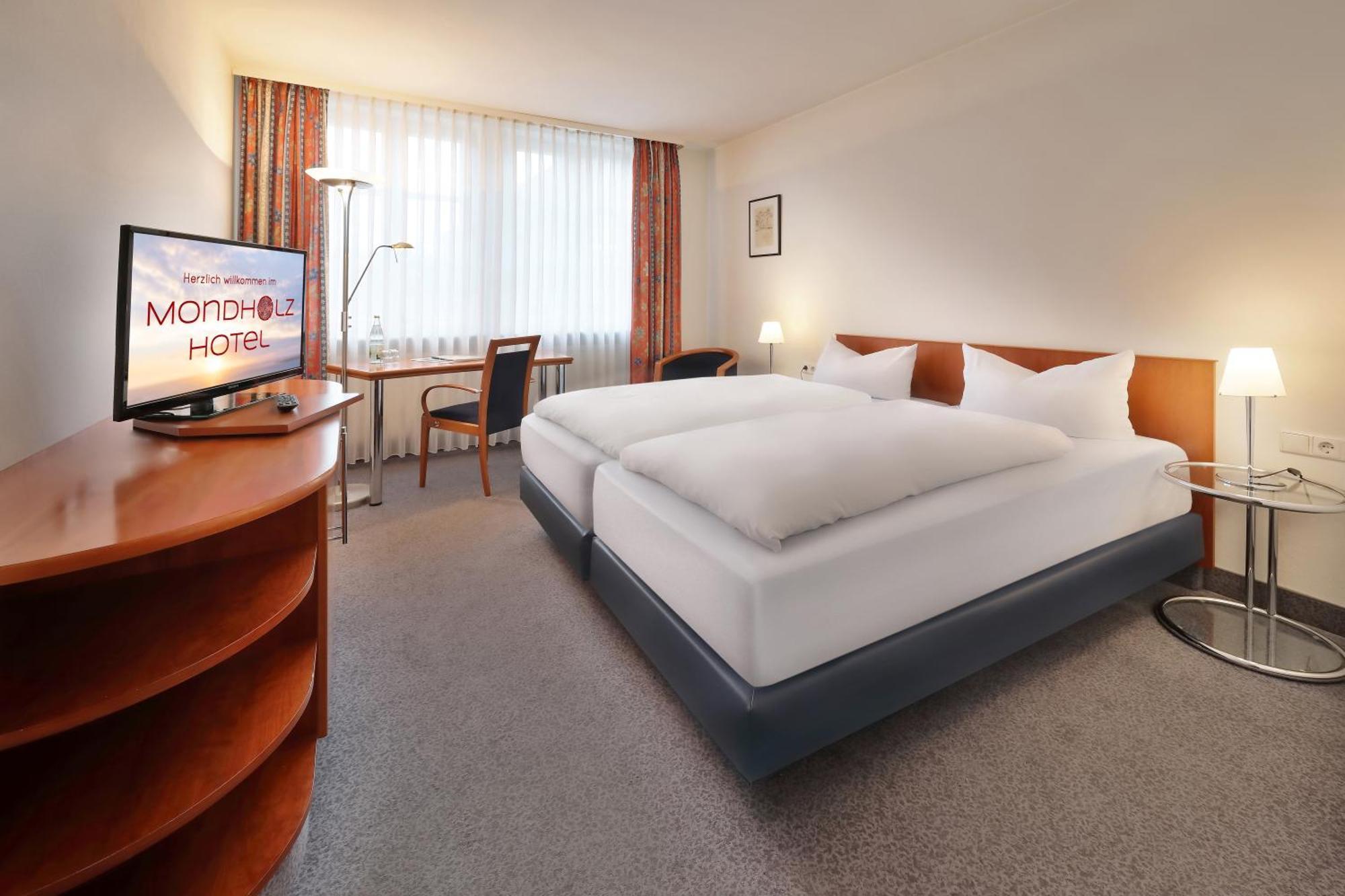 Hotel Mueller Cafe & Wein - Mondholzhotel Veitshöchheim Dış mekan fotoğraf