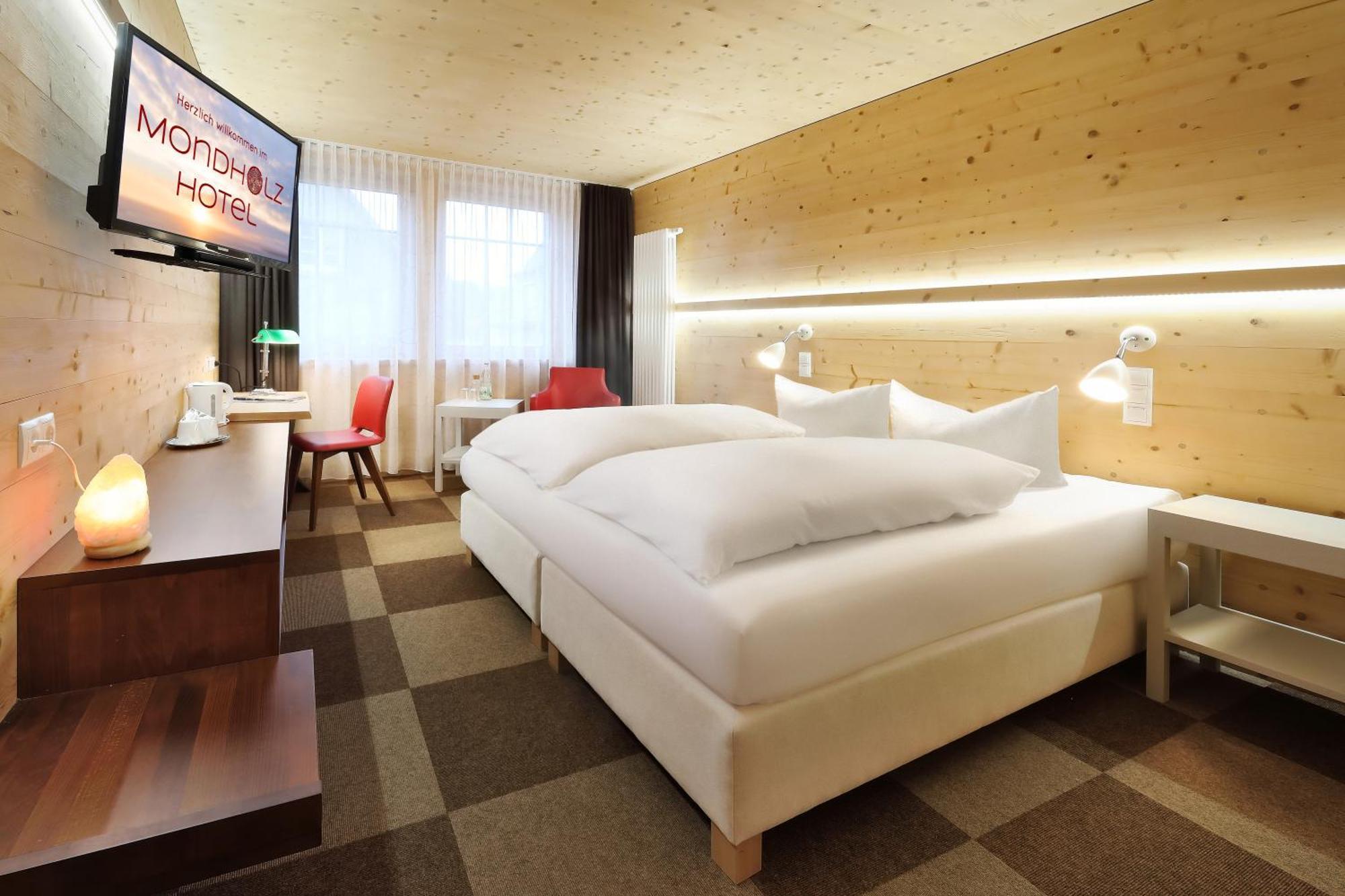 Hotel Mueller Cafe & Wein - Mondholzhotel Veitshöchheim Dış mekan fotoğraf